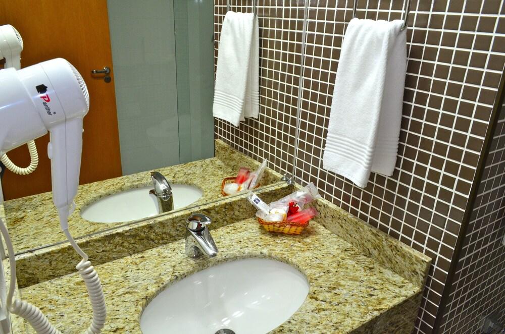 Hotel Thomasi Express Maringa Luaran gambar